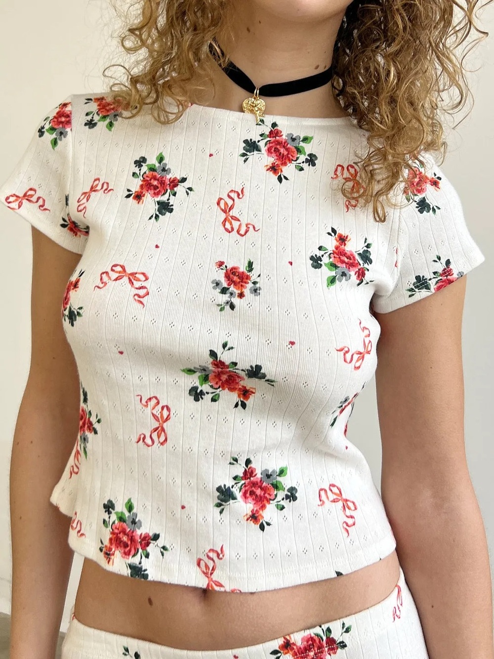 Lisa Says Gah Alex Pointelle Tee (size small)
